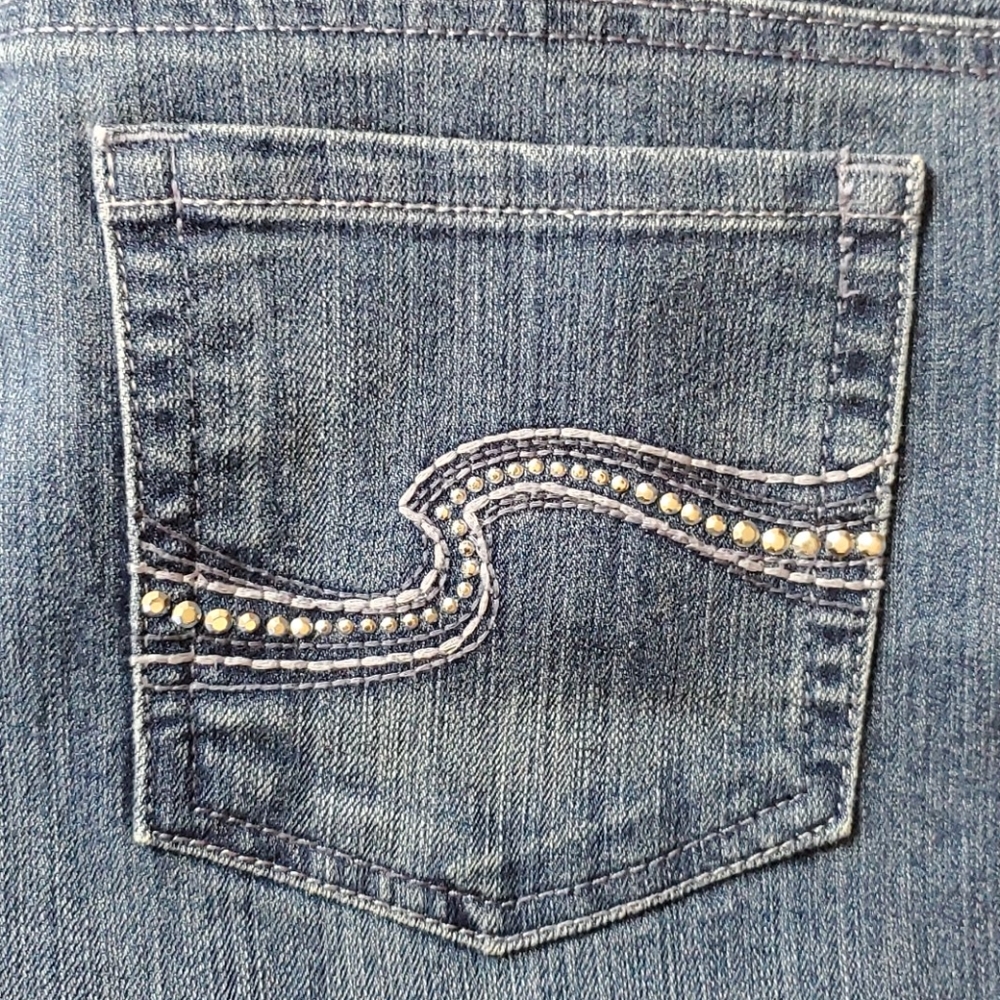 Capris - Picture 2 of 7